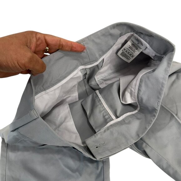 Adidas ClimaLite Womens Gray Bermuda Golf Shorts Size 2 Lightweight & Breathable - Picture 7 of 12